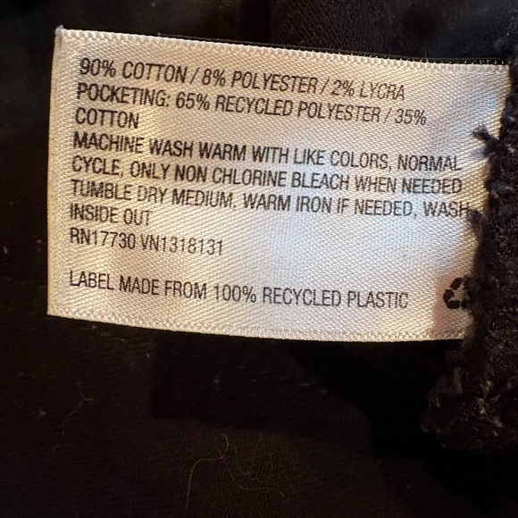 Universal Thread Black cuffed Women's Jean Shorts size 16/33R - Picture 4 of 7